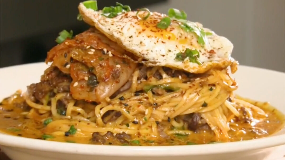 Cheeseburger Ramen Featured Image